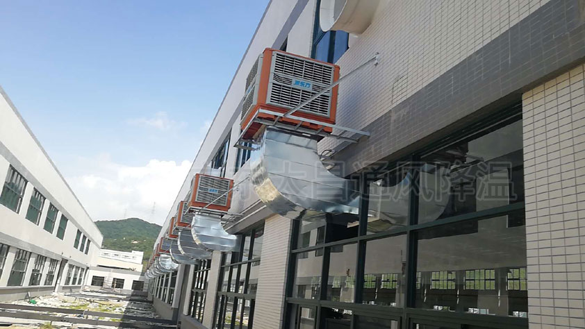 車間降溫都配置安裝節(jié)能環(huán)?？照{(diào)，降溫效果好到爆