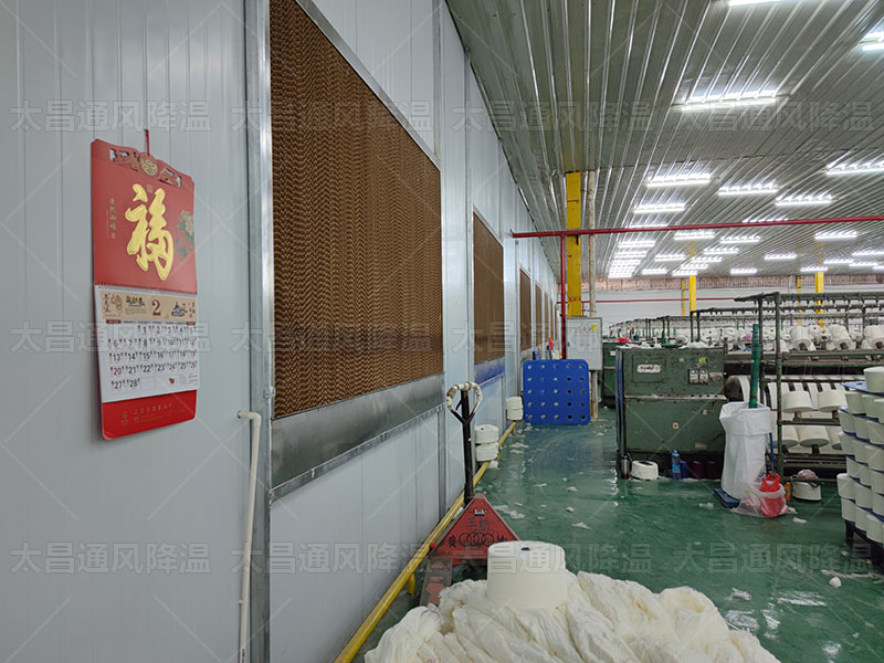 包裝廠該怎么通風(fēng)降溫？這三款設(shè)備你一定要知道！