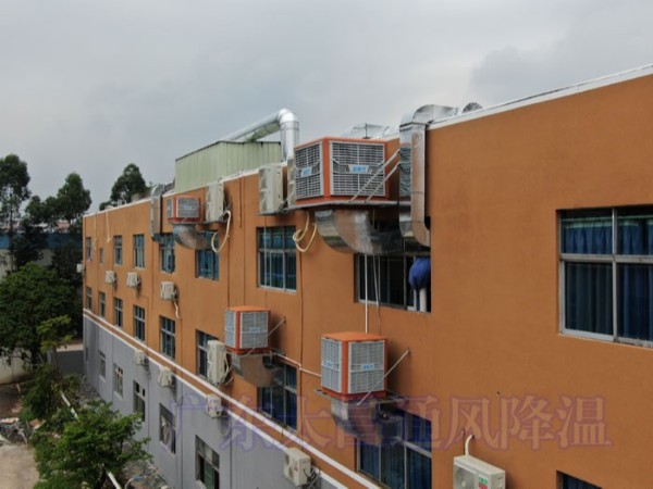 高溫車(chē)間通風(fēng)降溫設(shè)備|水冷空調(diào)降溫系統(tǒng)
