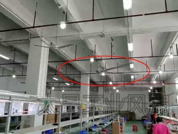 高大廠房車間通風(fēng)降溫，現(xiàn)在流行這樣裝，太實用了