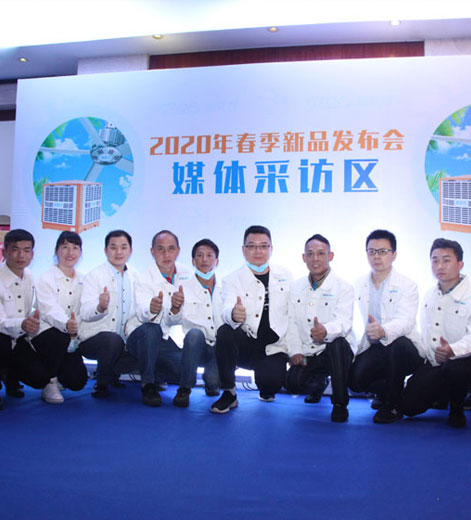 大型車間采用負(fù)壓風(fēng)機(jī)和環(huán)?？照{(diào)通風(fēng)降溫的特點(diǎn)